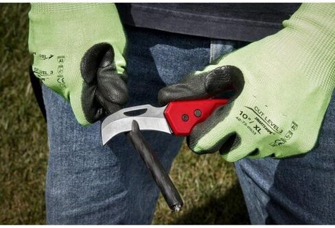 Folding Utility Pocket Knife in Kuwait