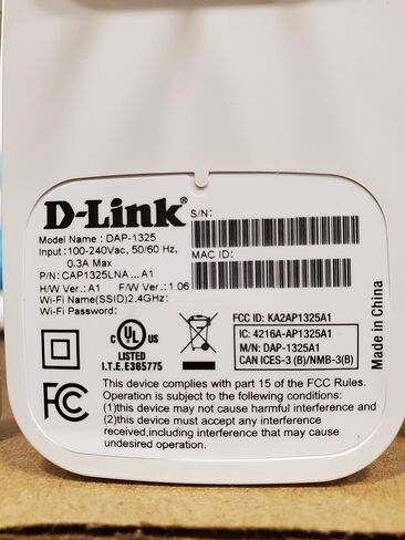D-Link Dlink N300 Wireless Range Extender in Kuwait