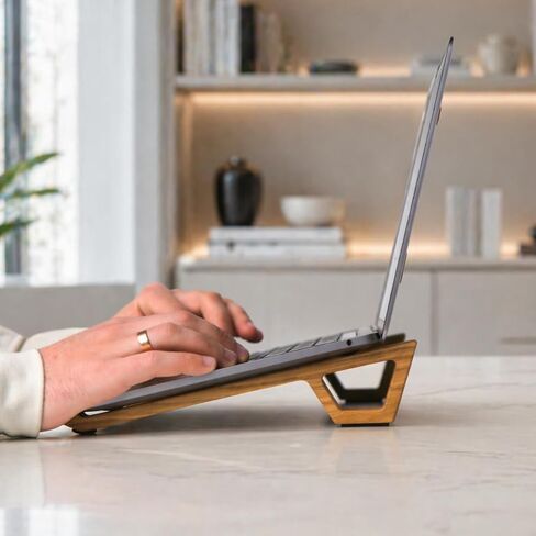 MAKETY Wooden Laptop Stand for Desk, Portable 2-Piece Computer Riser, Solid Oak Wood in Kuwait
