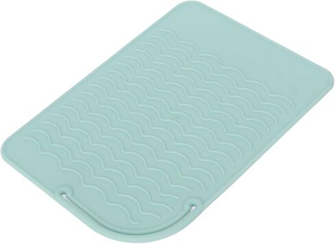 Heat Insulation Silicone Mat, Corrugated Pattern Anti Skid Flexible High Temperature Mat for Tableware, Curling Stick (Green) in Kuwait