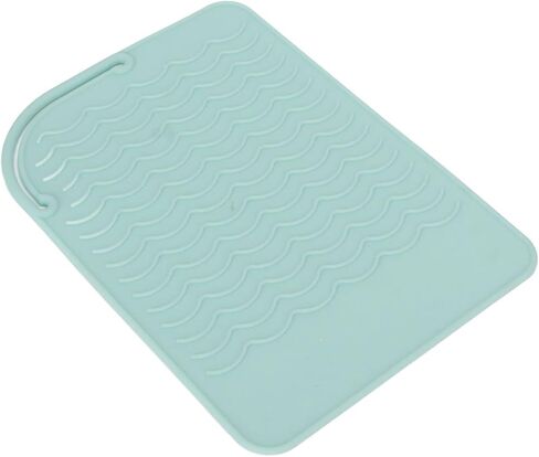 Heat Insulation Silicone Mat, Corrugated Pattern Anti Skid Flexible High Temperature Mat for Tableware, Curling Stick (Green) in Kuwait
