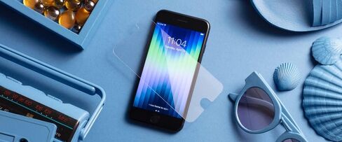 ZAGG Glass Elite Screen Protector for iPhone SE (3rd/2nd Gen), 8, 7, 6s, 6 – Maximum Impact & Scratch Protection, Aluminosilicate Glass, Smudge-free, Easy Apply,InvisibleShield, Reinforced Edges in Kuwait