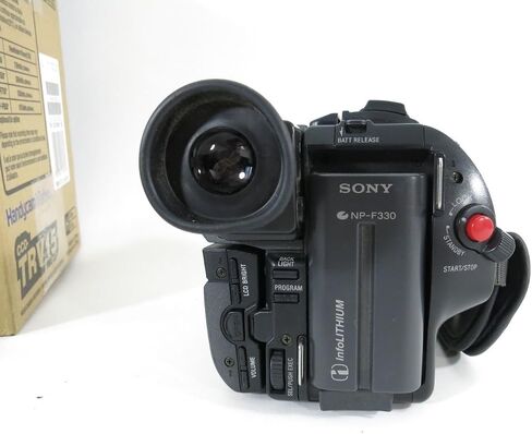 Sony Handycam CCD-TRV15 8mm Video 8 Camcorder in Kuwait