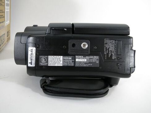 Sony Handycam CCD-TRV15 8mm Video 8 Camcorder in Kuwait