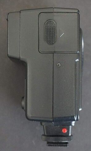 Minolta Auto Electroflash 200X Electronic Dedicated Hot Shoe Flash in Kuwait