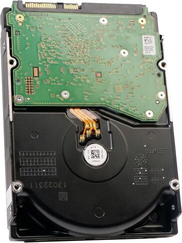 HGST/WD WUH721414AL5204 3.5" 14TB SAS 12Gb/s 7.2K 512M 0F31052 512e SE (He14) HDD (Renewed) in Kuwait