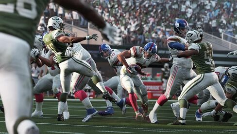 Madden NFL 19 - PlayStation 4 in Kuwait
