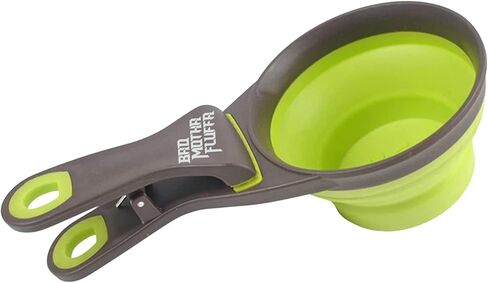 Collapsible Pet Food Measuring Cup Scoops Silicone Portable Travel Food Scooper Bowls Bag Clip For Dog Cat Green Scoop (1 Cup Capacity) in Saudi Arabia