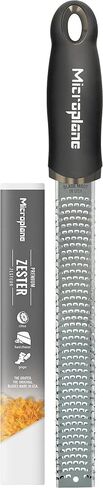 Microplane Premium Classic Series Zester 18/8, Black - Lemon Zester & Cheese Grater & Vegetable Grater - Citrus, Parmesan Cheese, Garlic, Ginger, Nutmeg, Chocolate - Stainless Steel Grater in Kuwait