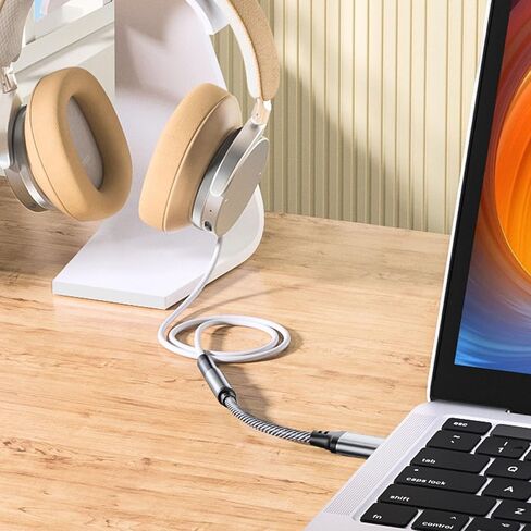 USB to 3.5mm Auditory Adapter External Sound Card for Headphones and Microphones for Laptop Widely Used External Sound Card in Kuwait