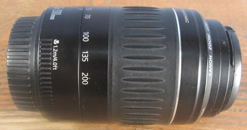 Canon EF 55-200mm f/4.5-5.6 II USM Telephoto Lens for Canon EOS SLR Cameras in Kuwait