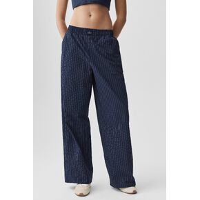 Alo Yoga Pinstripe Daylight Boxer Pant (Regular) - Navy/Ivory in Saudi Arabia
