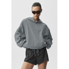 Alo Yoga Axis Hooded Pullover - Monument in Saudi Arabia