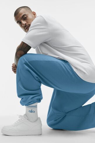 Alo Yoga Unisex Half-Crew Throwback Sock - White/California Blue in Kuwait