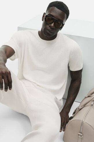 Alo Yoga Cotton Cashmere Ever Soft Short Sleeve Crew - Ivory in Kuwait