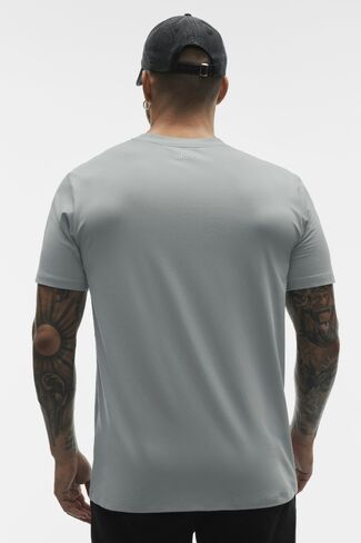 Alo Yoga Conquer Reform Crewneck Short Sleeve - Monument in Saudi Arabia