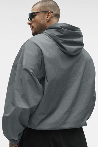 Alo Yoga Axis Hooded Pullover - Monument in Kuwait
