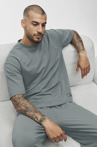 Alo Yoga Double Take Short Sleeve - Monument in Kuwait