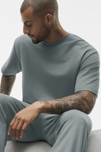 Alo Yoga Double Take Short Sleeve - Monument in Kuwait