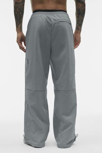 Alo Yoga Takeaway Track Straight Leg Pant - Monument in Saudi Arabia