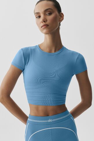 Alo Yoga Alosoft Crop Finesse Short Sleeve - California Blue in Kuwait