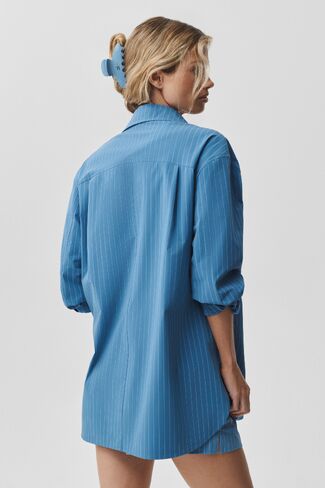 Alo Yoga Pinstripe Daylight Button Down Long Sleeve - California Blue/White in Kuwait