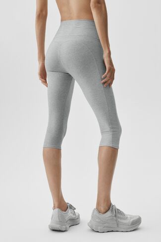 Alo Yoga Alosoft High-Waist Intuition Capri - Vintage Athletic Heather in Saudi Arabia