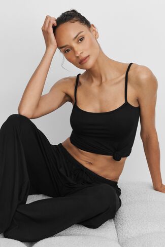 Alo Yoga Alosoft Mid-Rise Finesse Wide Leg Sweatpant - Black in Kuwait