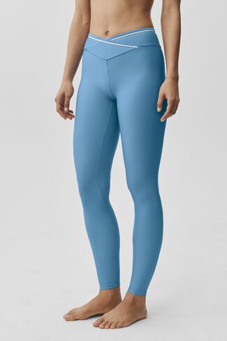 Alo Yoga Airlift High-Waist Trifecta Legging - California Blue/White in Saudi Arabia