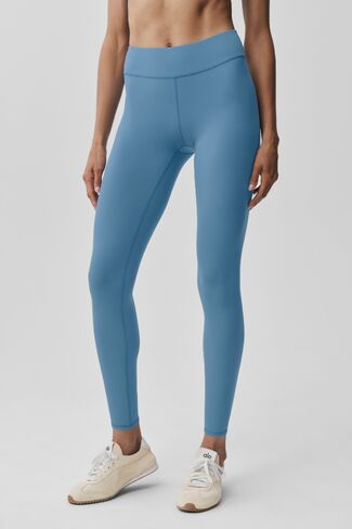 Alo Yoga Airbrush Mid-Rise 7/8 Legging - California Blue in Saudi Arabia