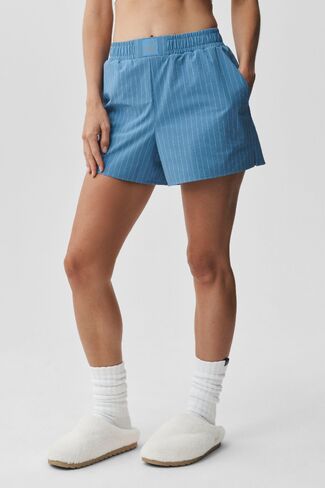 Alo Yoga Pinstripe Daylight Boxer Short - California Blue/White in Saudi Arabia
