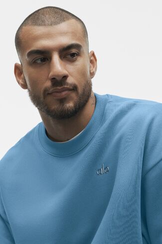 Alo Yoga Accolade Crew Neck Pullover - California Blue in Saudi Arabia