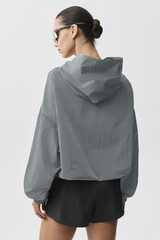 Alo Yoga Axis Hooded Pullover - Monument in Saudi Arabia