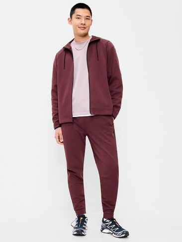 Old Navy Dynamic Fleece 4.0 Joggers - Reddy Or Not in Kuwait