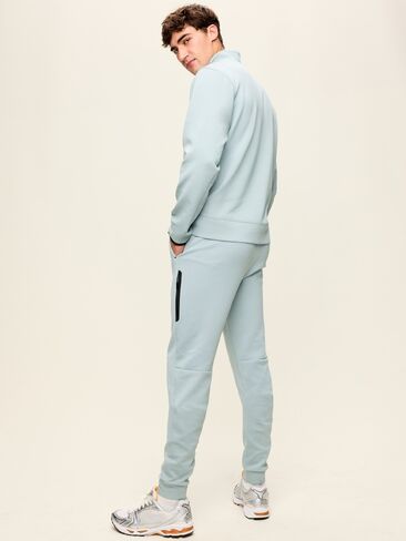 Old Navy Dynamic Fleece 4.0 Joggers - Crossroads in Kuwait