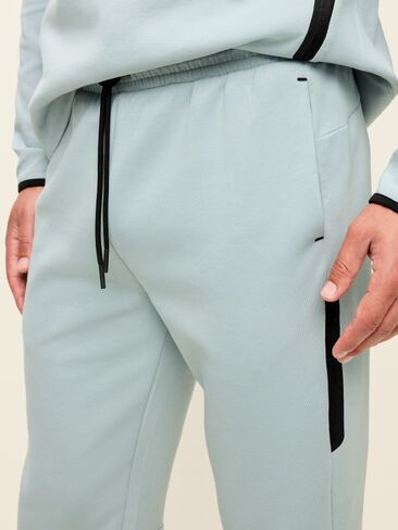 Old Navy Dynamic Fleece 4.0 Joggers - Crossroads in Kuwait