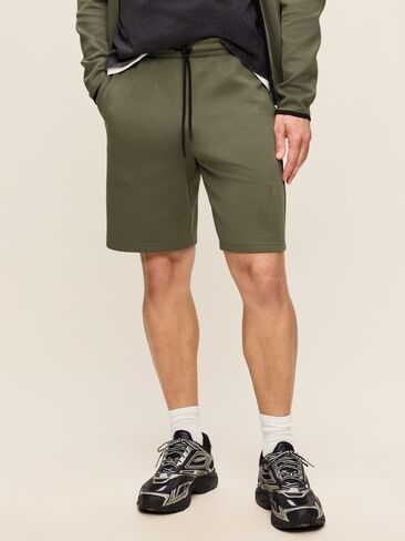 Old Navy Dynamic Fleece 4.0 Shorts -- 8-inch inseam - Loden in Kuwait