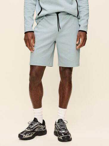 Old Navy Dynamic Fleece 4.0 Shorts -- 8-inch inseam - Crossroads in Kuwait