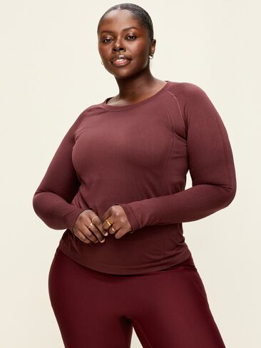 Old Navy Fluid Seamless Fitted Top - Grand Canyon in Kuwait