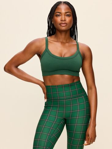 Old Navy Light Support Fluid Seamless Ribbed Sports Bra - Field Of Greens in Kuwait