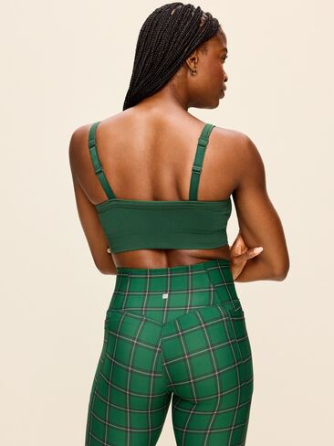 Old Navy Light Support Fluid Seamless Ribbed Sports Bra - Field Of Greens in Kuwait