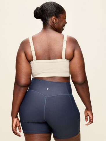 Old Navy Light Support Fluid Seamless Ribbed Sports Bra - White Combo in Kuwait
