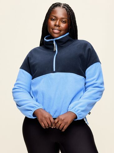 Old Navy Oversized Half-Zip Performance Fleece Pullover - In the Navy in Kuwait