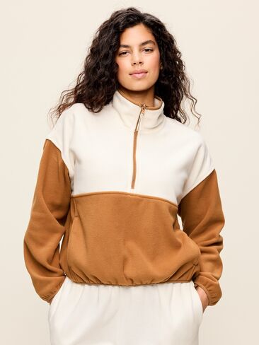 Old Navy Oversized Half-Zip Performance Fleece Pullover - Sycamore Bark in Kuwait