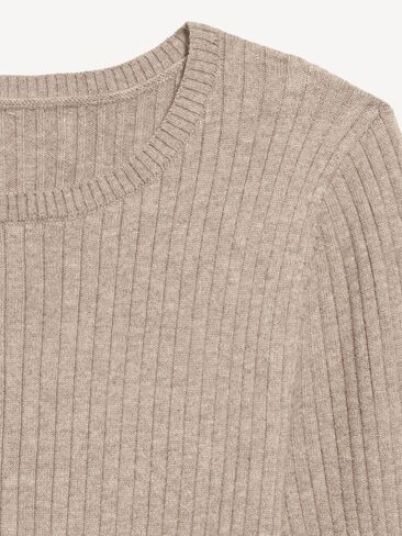 Old Navy SoSoft Lite Crew-Neck Long-Sleeve Ribbed Top - Mushroom in Kuwait