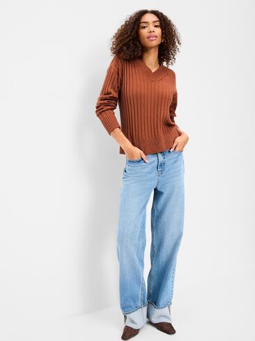 Old Navy SoSoft Ribbed V-Neck Sweater - Apple Cinnamon in Kuwait