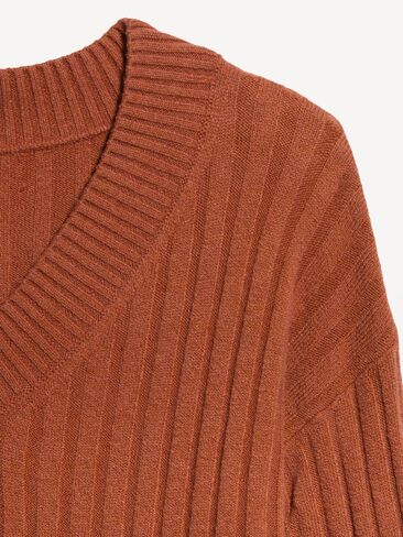 Old Navy SoSoft Ribbed V-Neck Sweater - Apple Cinnamon in Kuwait