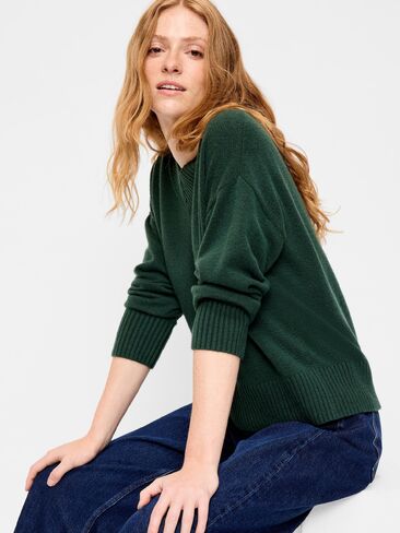 Old Navy SoSoft V-Neck Sweater - Cavernous in Kuwait