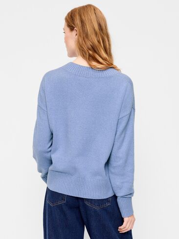 Old Navy SoSoft V-Neck Sweater - Shady Lane in Kuwait