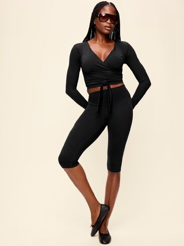 Old Navy StudioSmooth Long-Sleeve Wrap Top - Black Jack in Kuwait
